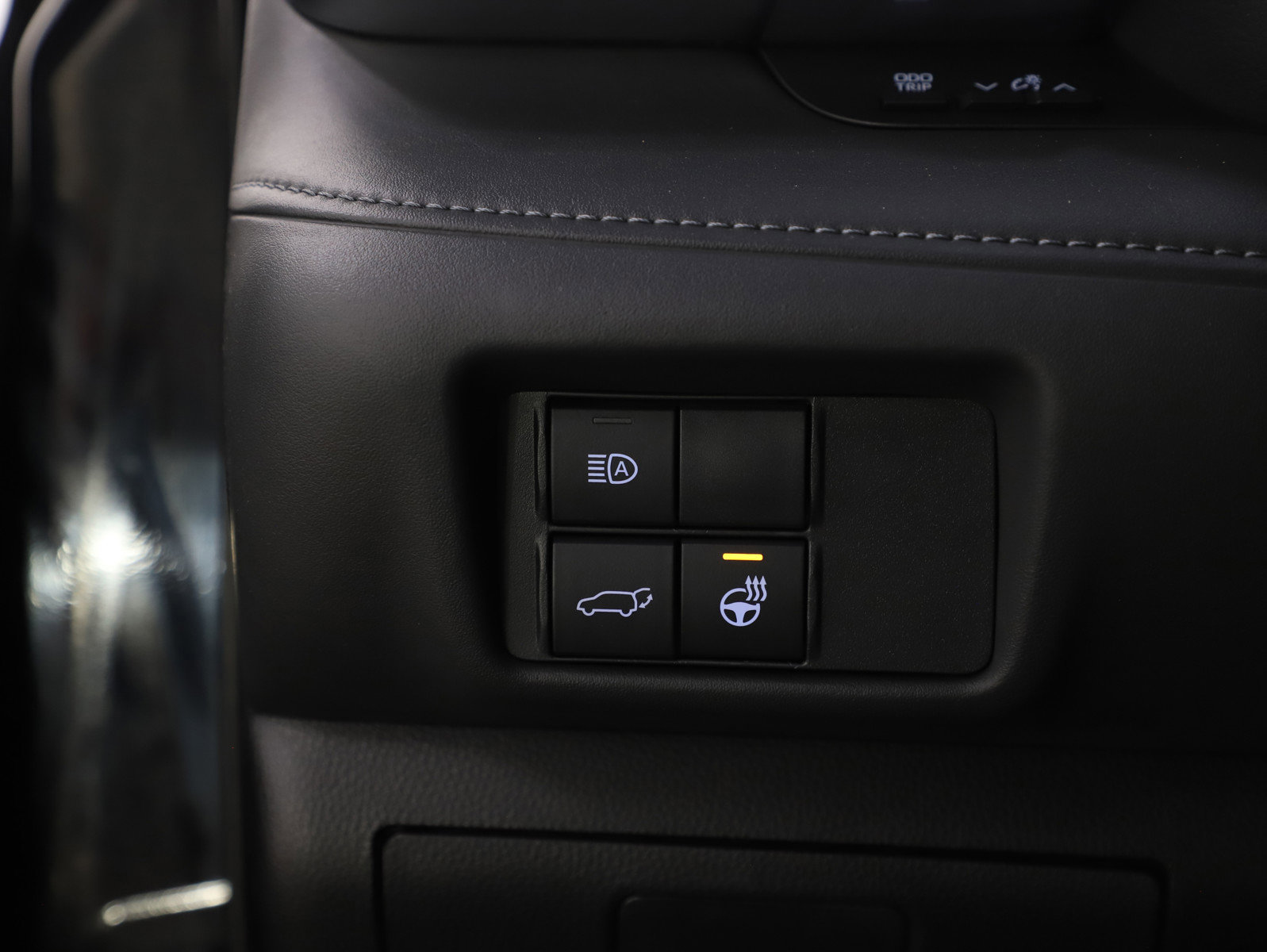 Used 2020 Toyota Highlander Limited image 24