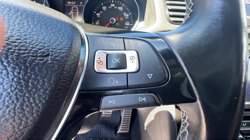 Used 2018 Volkswagen Passat 3.6 FWD image 22