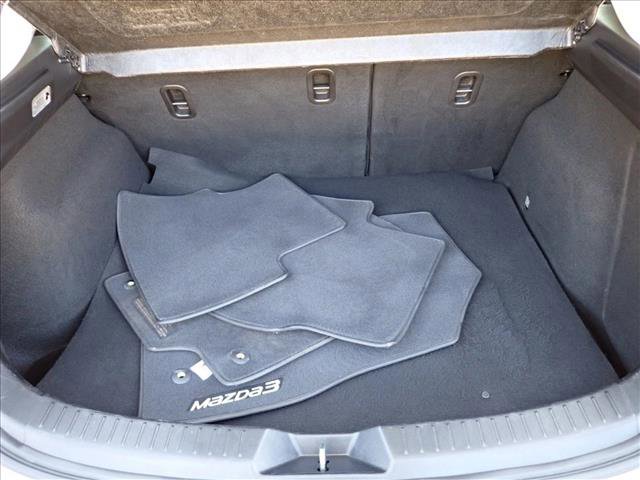 Used 2017 MAZDA MAZDA3 Grand Touring w/ Premium Equipment Package image 7