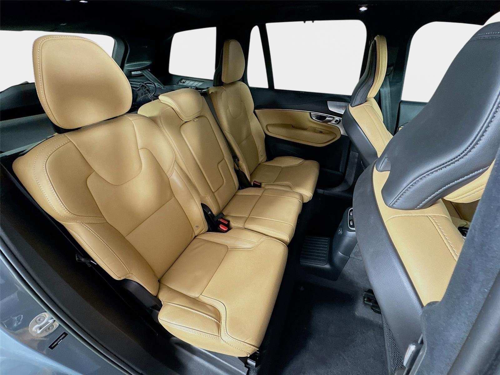 Used 2023 Volvo XC90 T8 Ultimate w/ Lounge Package AWD/4WD image 29