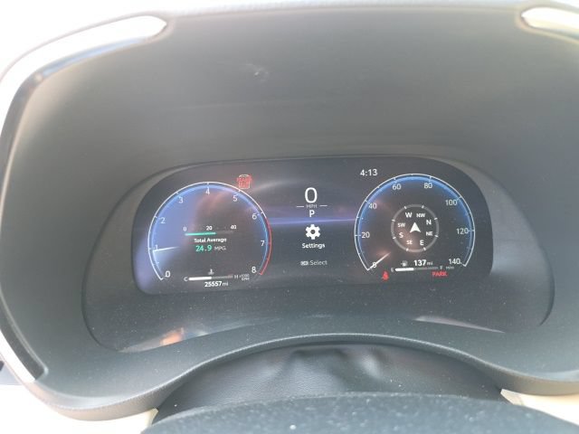 Used 2024 Toyota Highlander Platinum FWD image 19