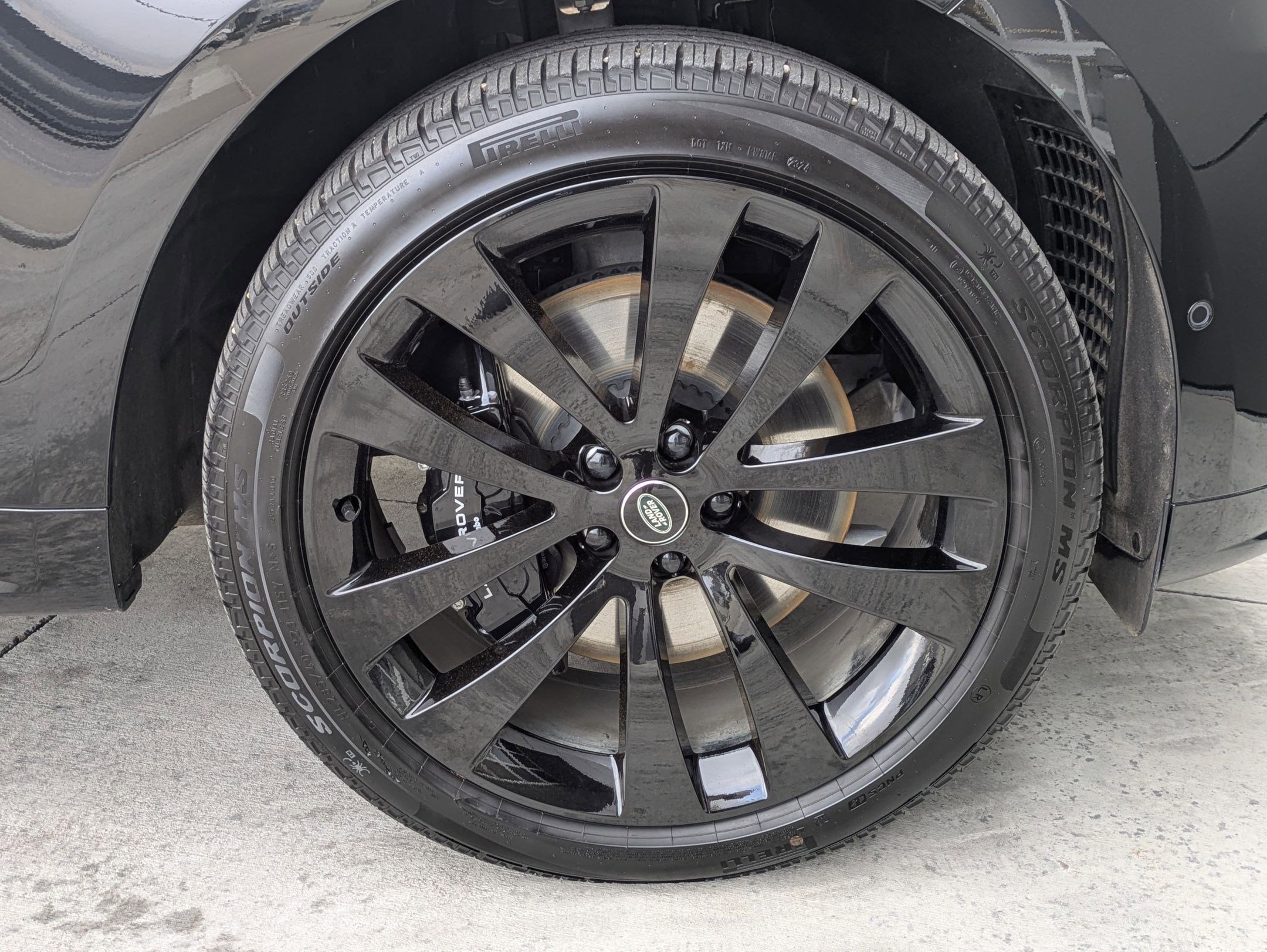 Used 2025 Land Rover Range Rover Sport Autobiography image 32