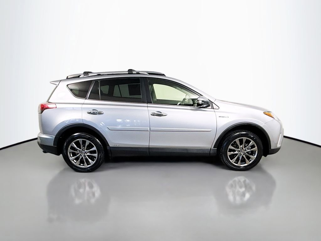 Used 2017 Toyota RAV4 Limited w/ Advanced Technology Package image 8