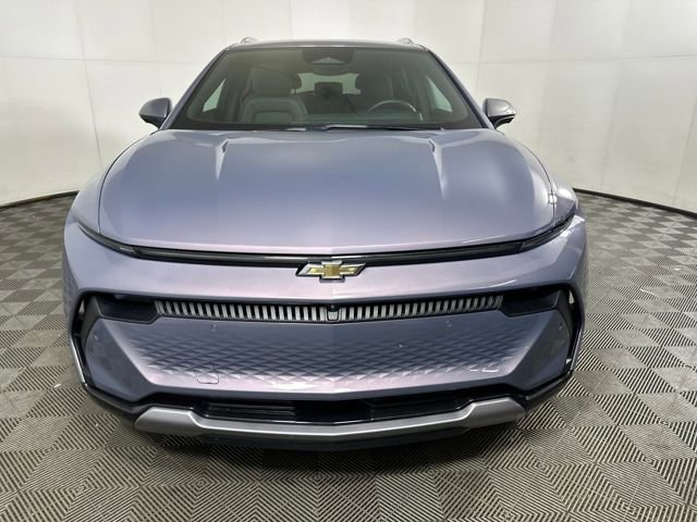 Used 2024 Chevrolet Equinox EV LT w/ Active Safety Package 3 image 8