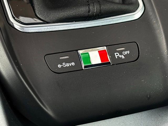 Used 2024 Alfa Romeo Tonale Veloce AWD/4WD image 22