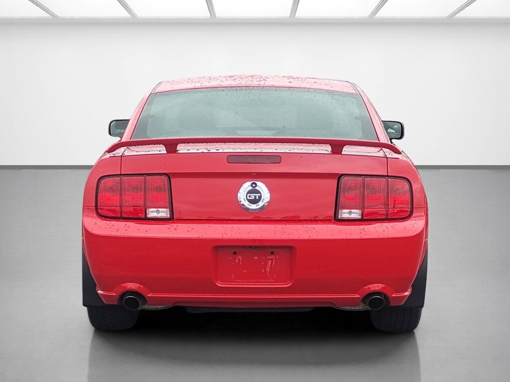 Used 2006 Ford Mustang GT Premium RWD image 4