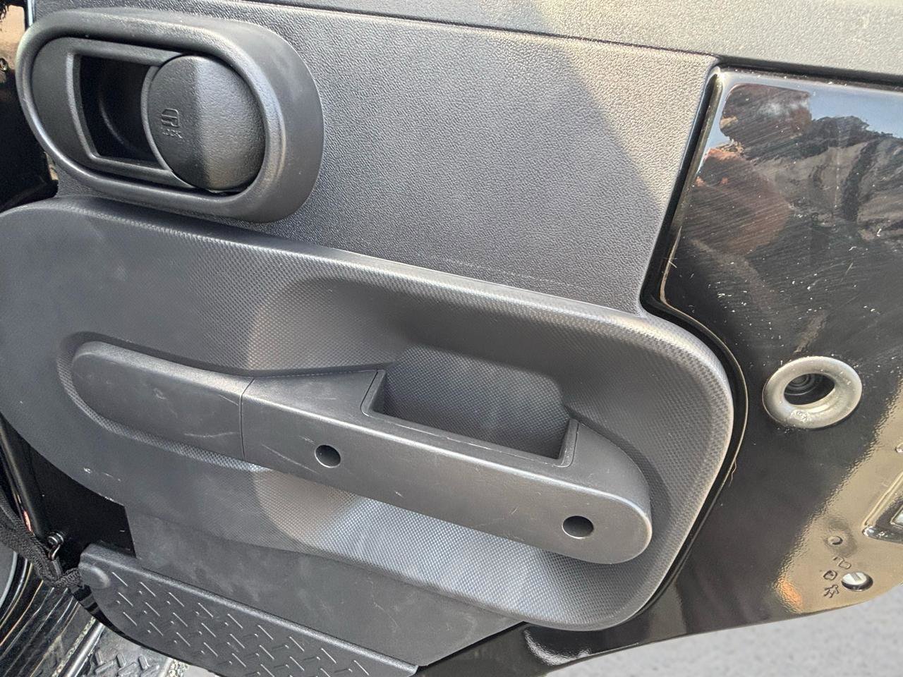 Used 2009 Jeep Wrangler Unlimited X w/ PWR Convenience Group image 20