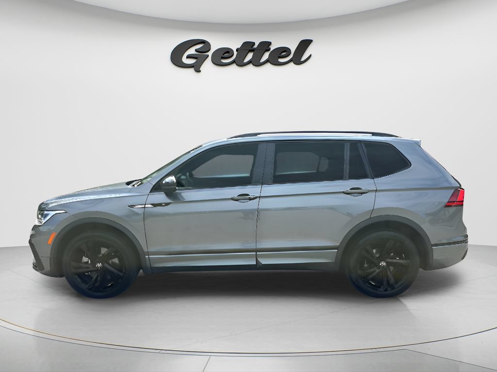 Used 2024 Volkswagen Tiguan SE R-Line FWD image 8