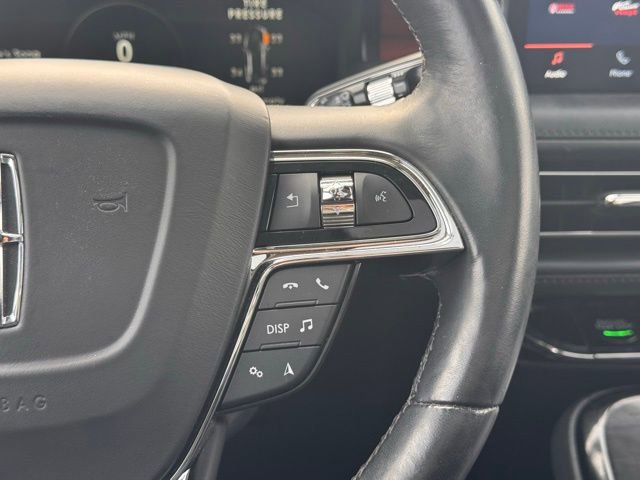 Used 2022 Lincoln Nautilus Reserve w/ Equipment Group 201A image 11