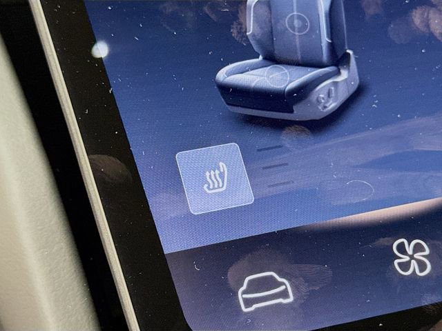 Used 2024 Lucid Air Pure image 31
