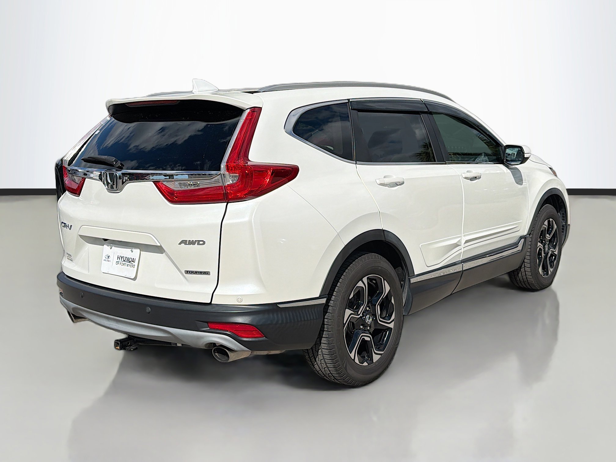 Used 2018 Honda CR-V Touring image 3