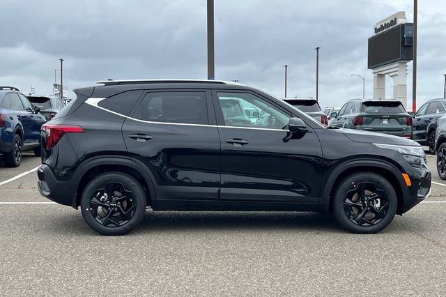 New 2026 Kia Seltos EX image 3