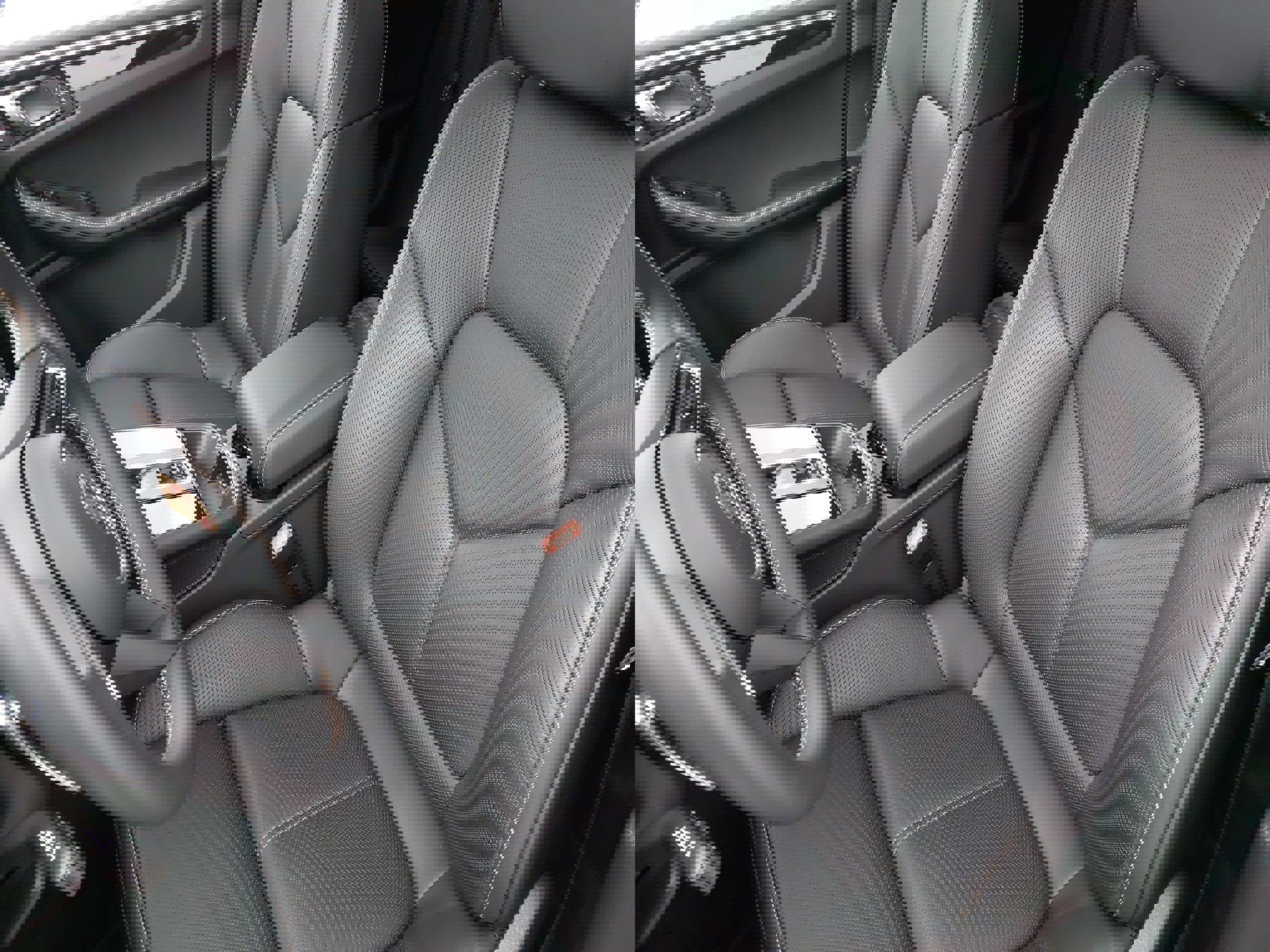 Certified 2026 Porsche Macan image 17