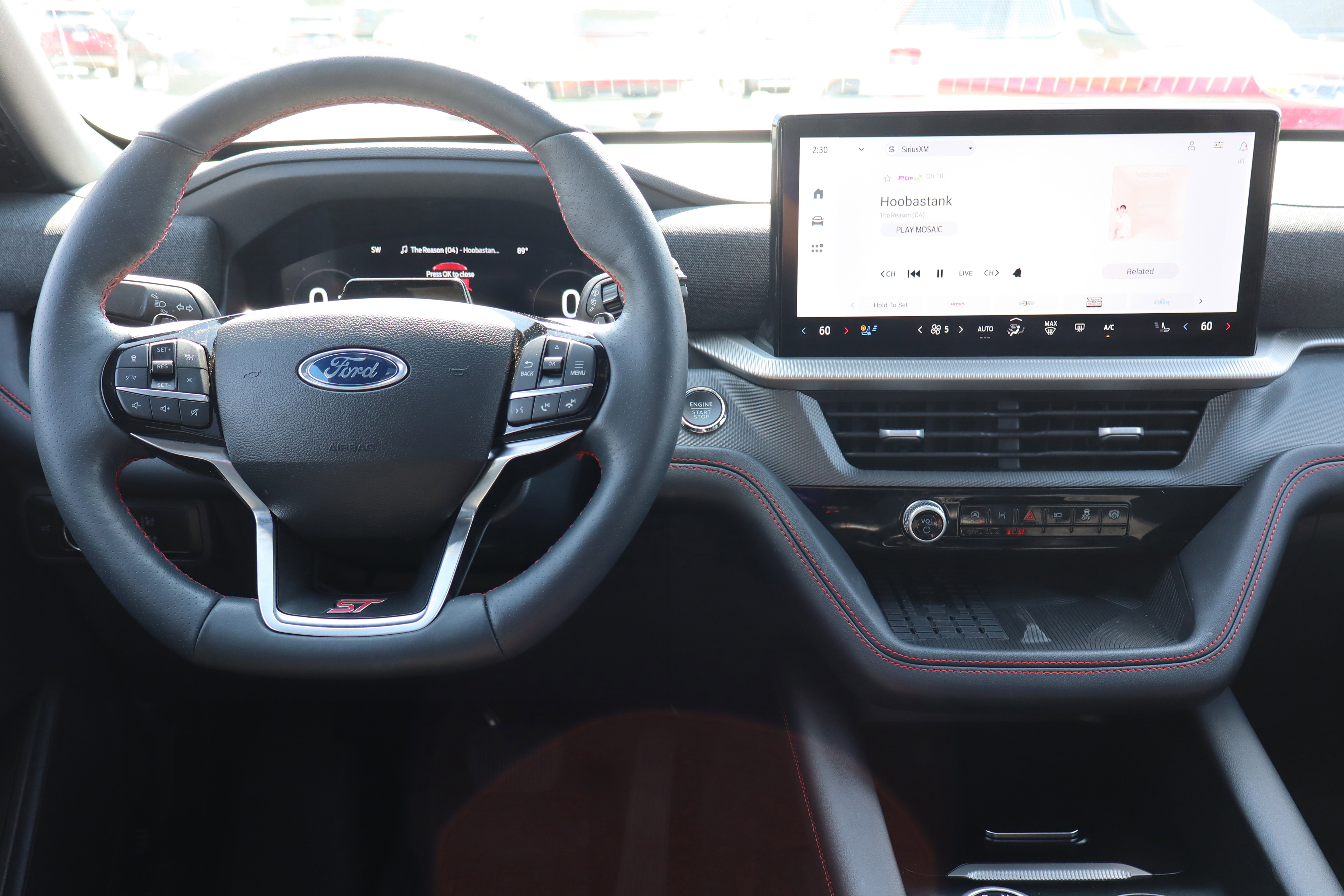 Used 2025 Ford Explorer ST image 16