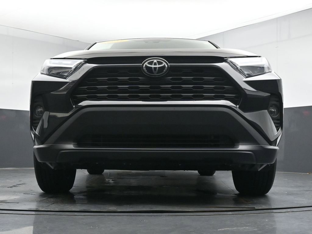 Used 2023 Toyota RAV4 LE FWD image 33
