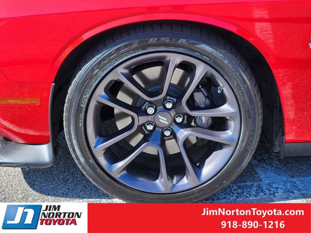 Used 2022 Dodge Challenger R/T Scat Pack RWD image 13