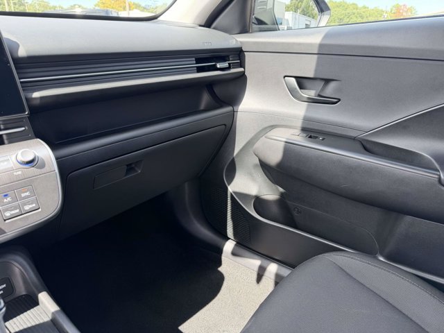 Used 2026 Hyundai Kona SEL Sport FWD image 25
