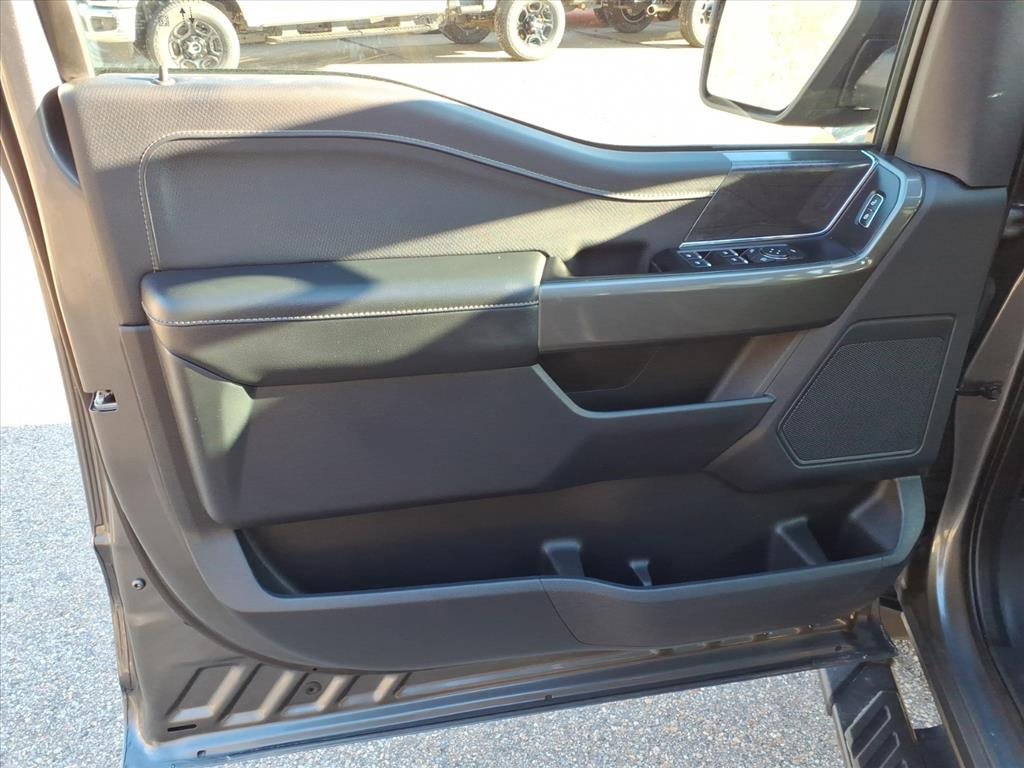 Used 2022 Ford F150 XLT w/ Equipment Group 302A High image 19