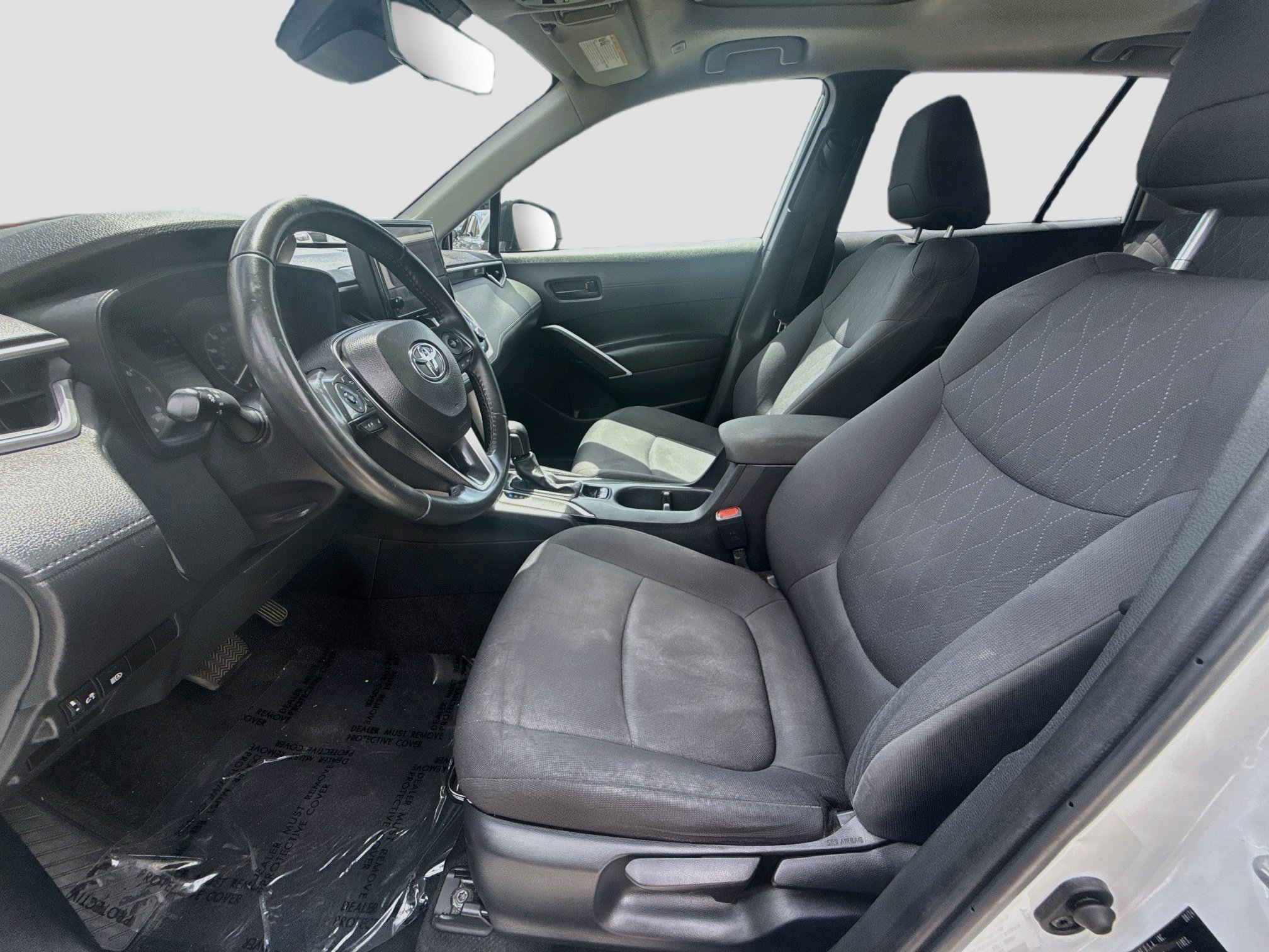 Used 2024 Toyota Corolla Cross LE w/ Moonroof Package FWD image 16