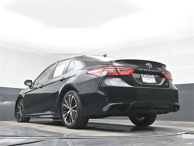 Used 2018 Toyota Camry L image 46