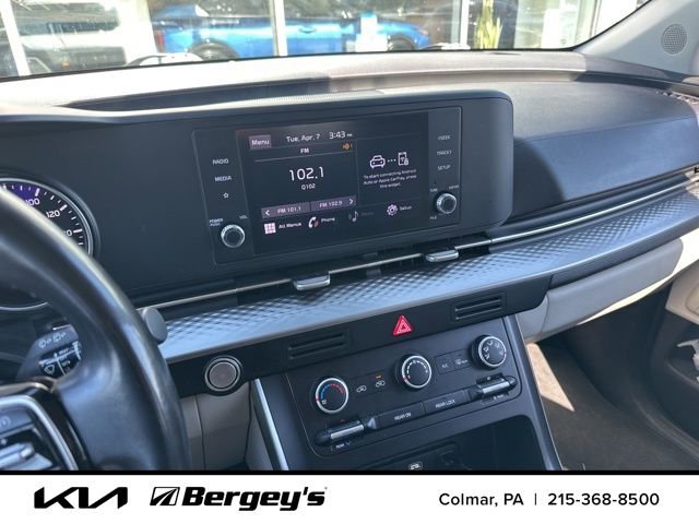Used 2022 Kia Carnival LX image 8
