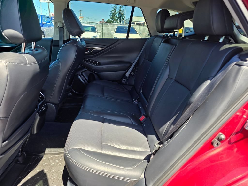 Used 2023 Subaru Outback Limited AWD/4WD image 18