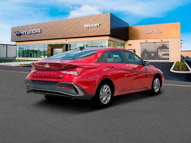 New 2025 Hyundai Elantra Blue image 7