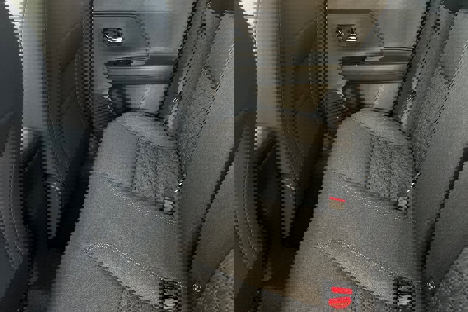 New 2026 Nissan Kicks SV w/ Illumination Package image 5