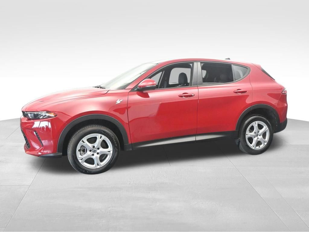 Used 2024 Dodge Hornet GT image 2