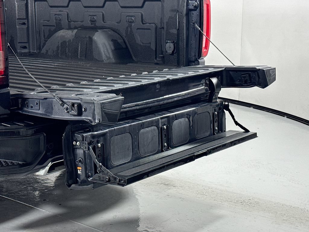 Used 2024 GMC Sierra 1500 AT4 AWD/4WD image 33