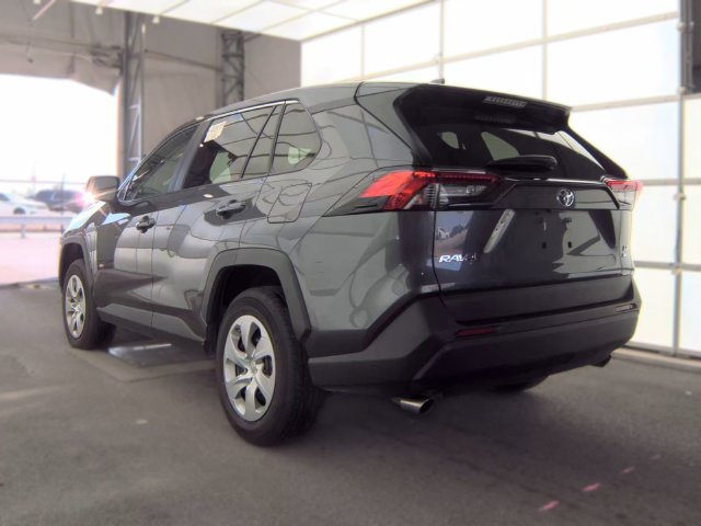 Used 2025 Toyota RAV4 LE AWD/4WD image 4