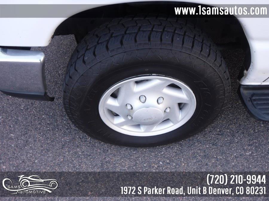 Used 2009 Ford E-350 and Econoline 350 XLT image 37