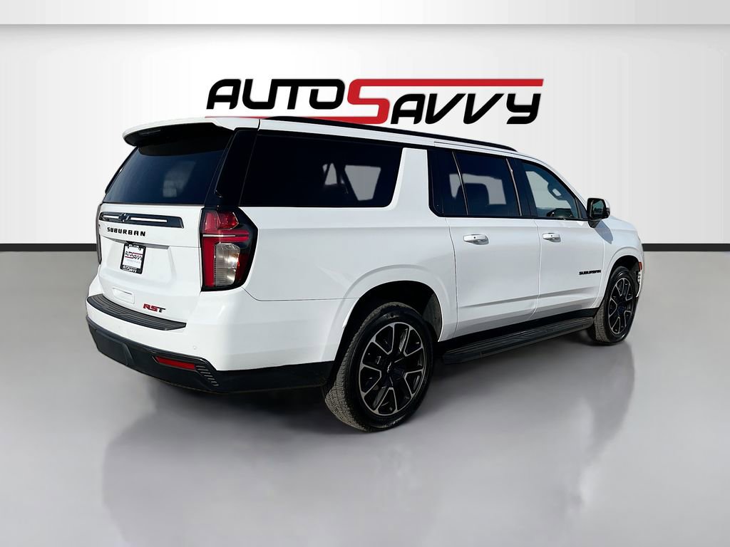 Used 2022 Chevrolet Suburban RST w/ Luxury Package AWD/4WD image 7