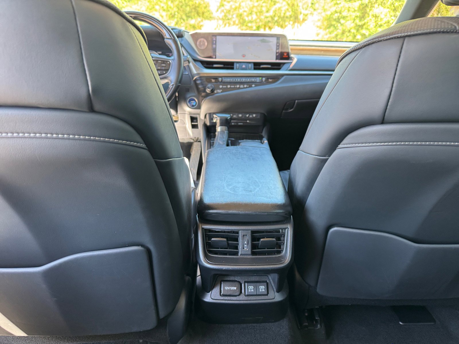 Used 2019 Lexus ES 300h w/ Luxury Package image 32