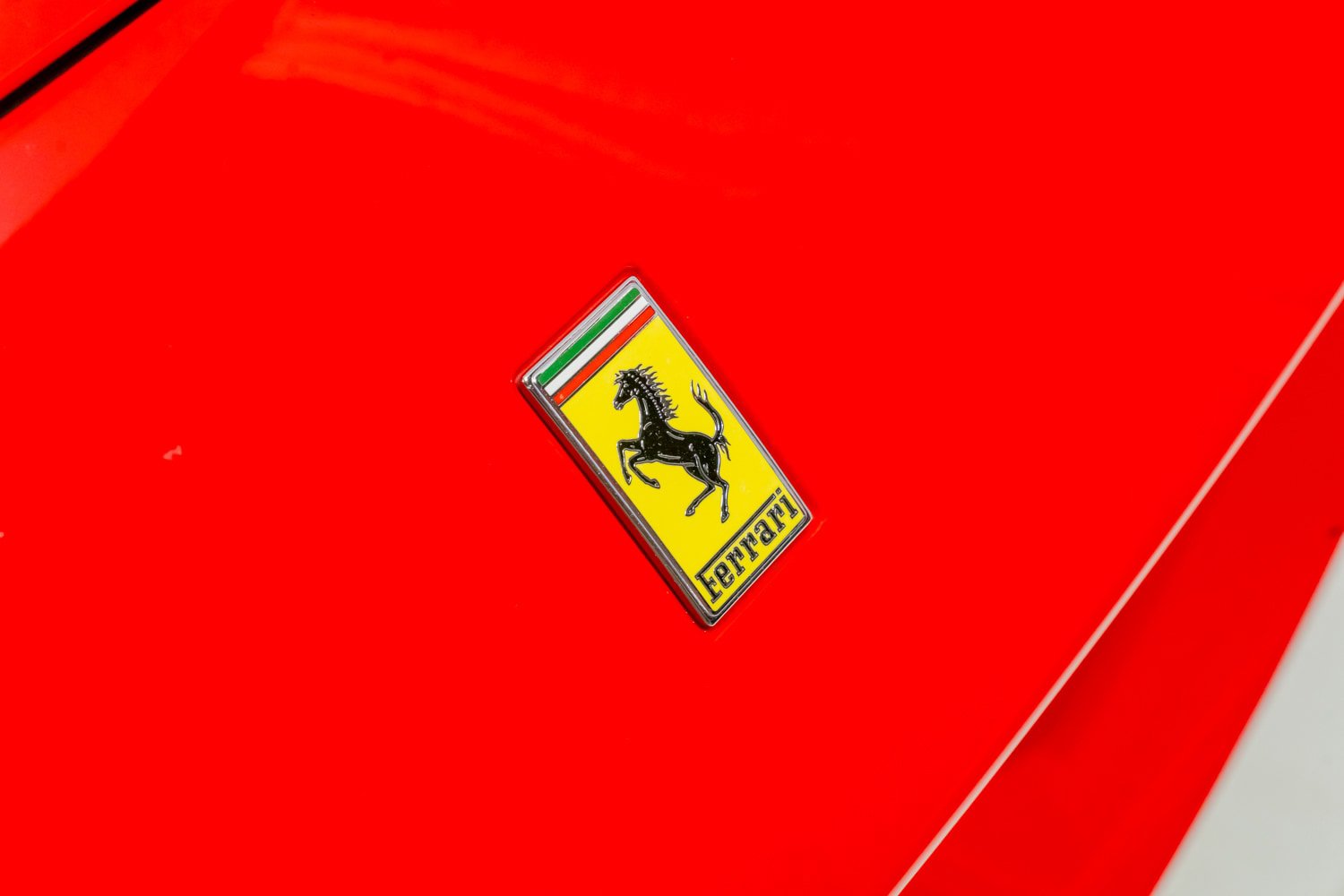 Used 2018 Ferrari 812 Superfast RWD image 33