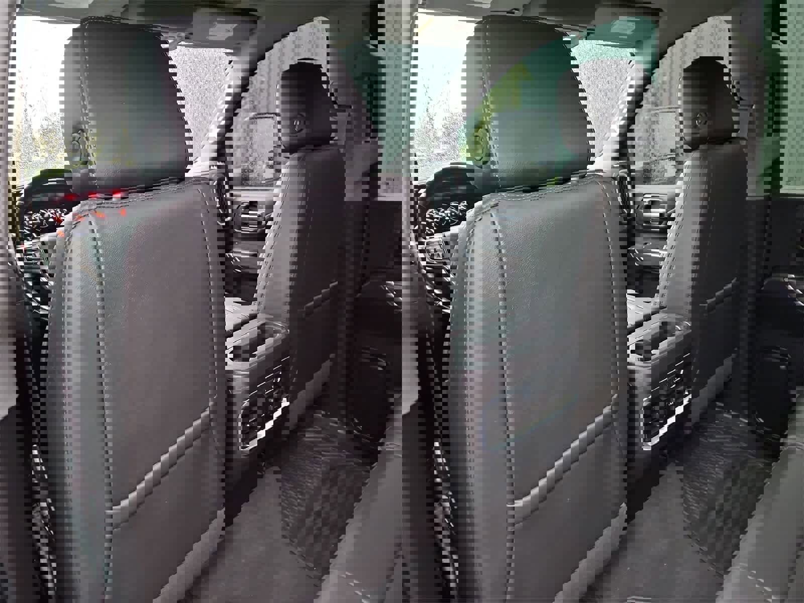 Used 2021 Chevrolet Silverado 3500 LTZ w/ LTZ Plus Package image 18