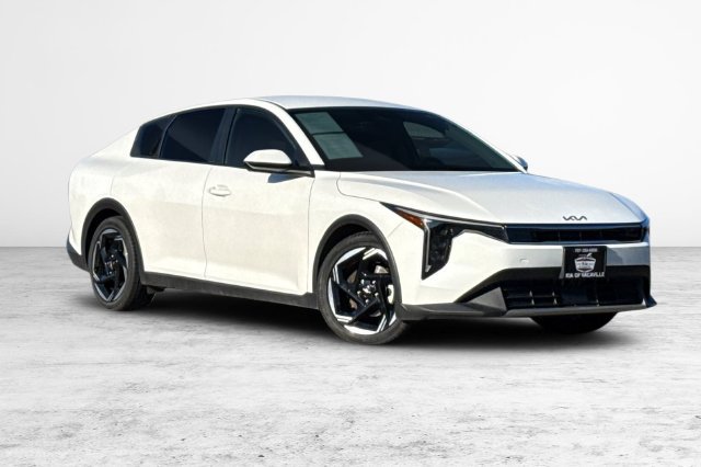 Certified 2025 Kia K4 EX FWD image 2