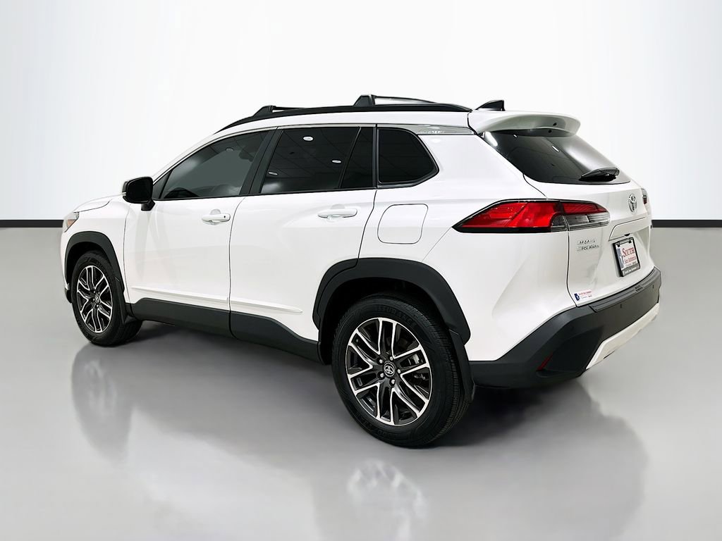 Used 2026 Toyota Corolla Cross XLE w/ Convenience Package image 5