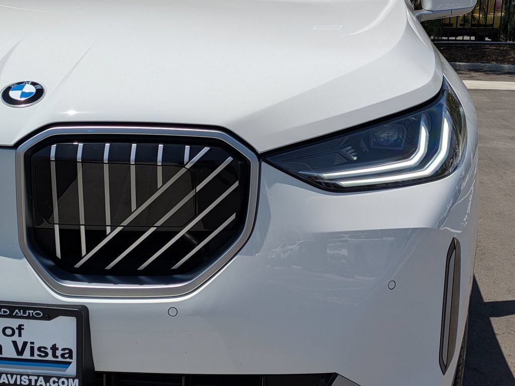 Certified 2025 BMW X3 xDrive30i w/ M Sport Package AWD/4WD image 21