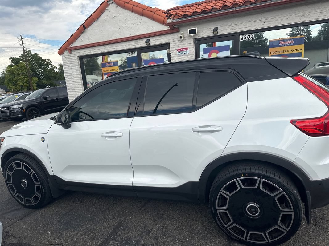 Used 2019 Volvo XC40 T5 R-Design AWD/4WD image 6