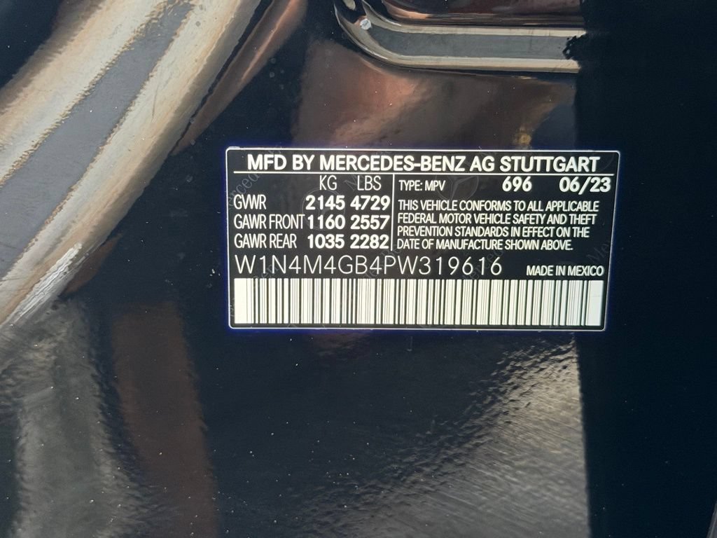 Used 2023 Mercedes-Benz GLB 250 w/ Premium Package image 53
