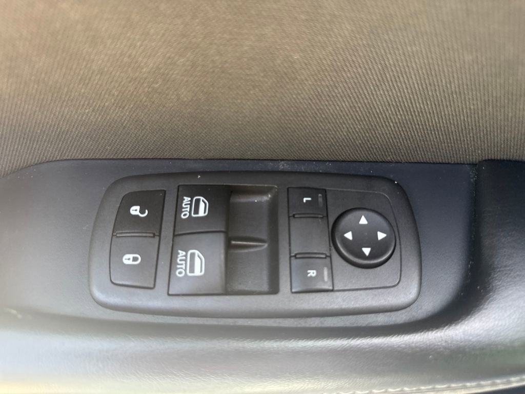 Used 2022 Dodge Challenger R/T image 15