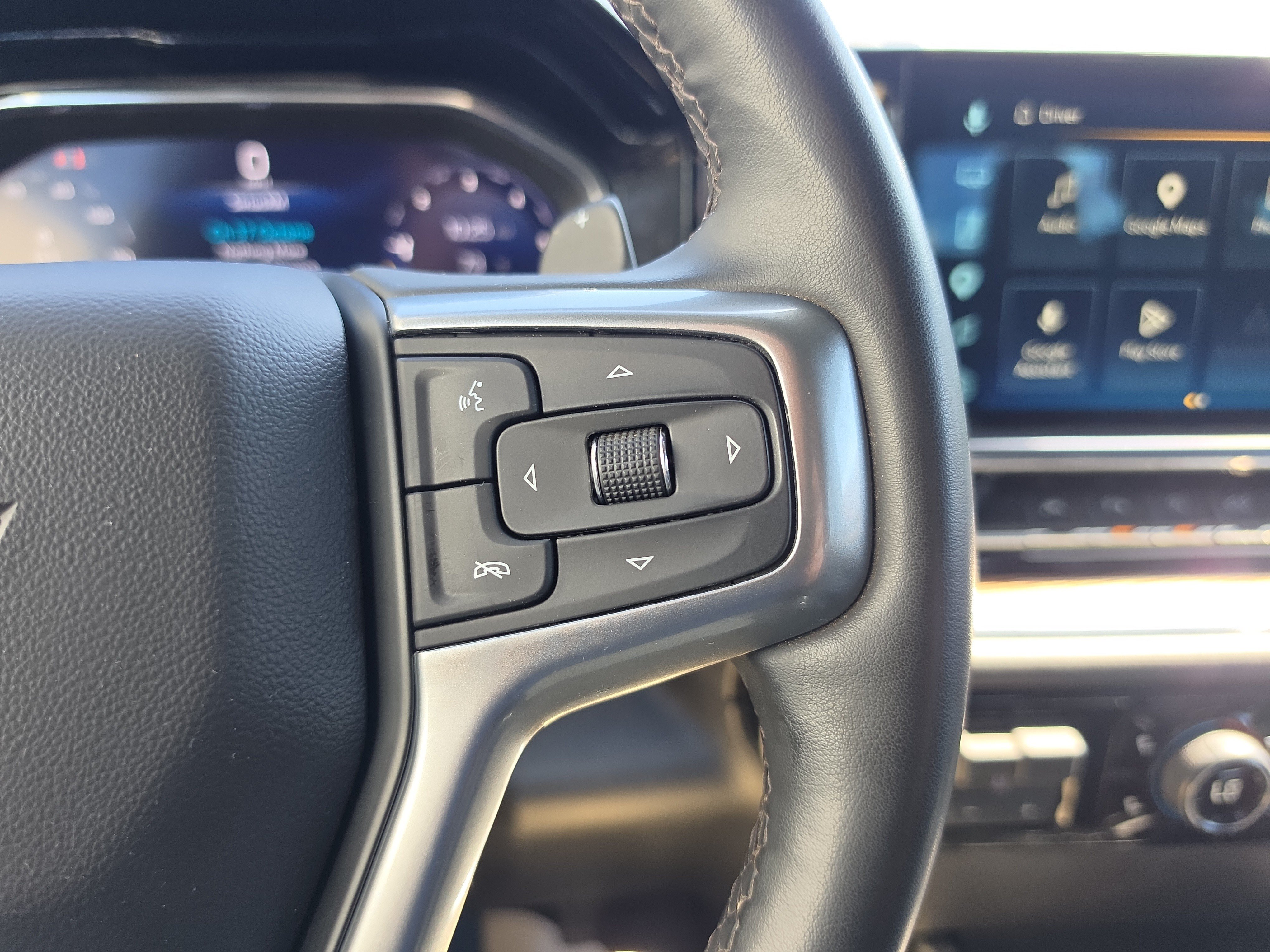 Used 2024 Chevrolet Silverado 1500 LT Trail Boss w/ Convenience Package II AWD/4WD image 23