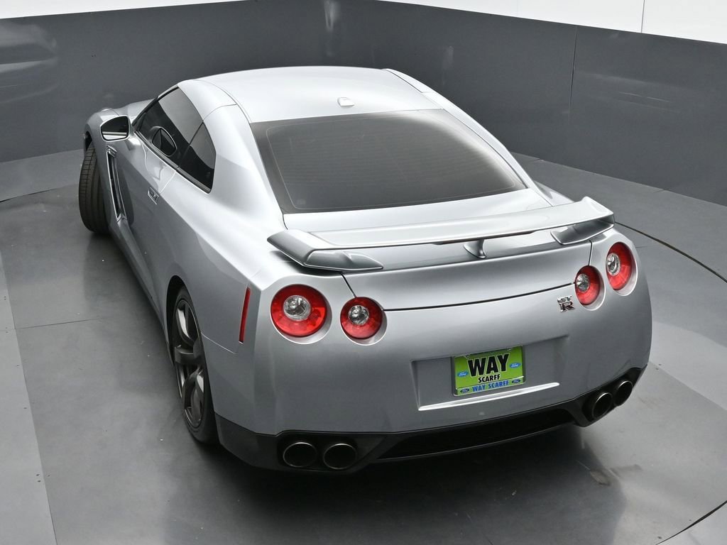 Used 2011 Nissan GT-R Premium AWD/4WD image 41