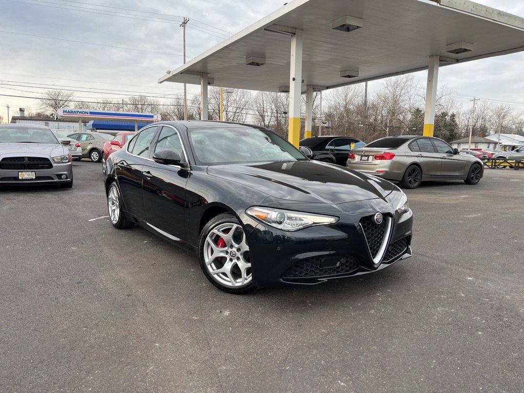 Used 2018 Alfa Romeo Giulia Ti w/ TI Leather Package AWD/4WD image 1