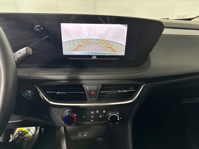 Used 2024 Buick Encore GX Preferred image 22