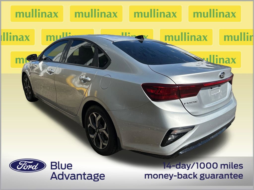 Used 2021 Kia Forte LXS image 3