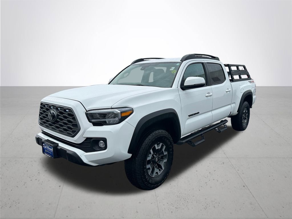 Used 2023 Toyota Tacoma TRD Off-Road image 2