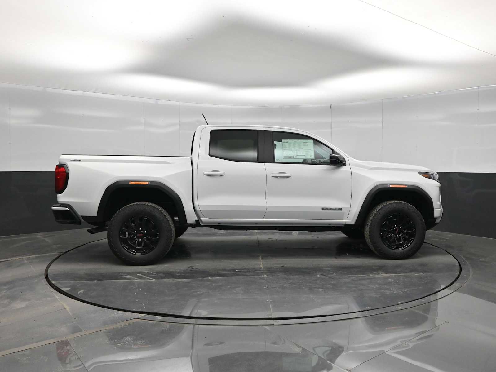 New 2026 GMC Canyon Elevation AWD/4WD image 9