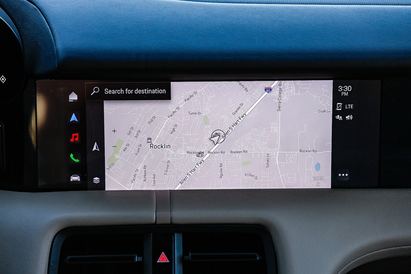 Used 2021 Porsche Taycan Base image 12